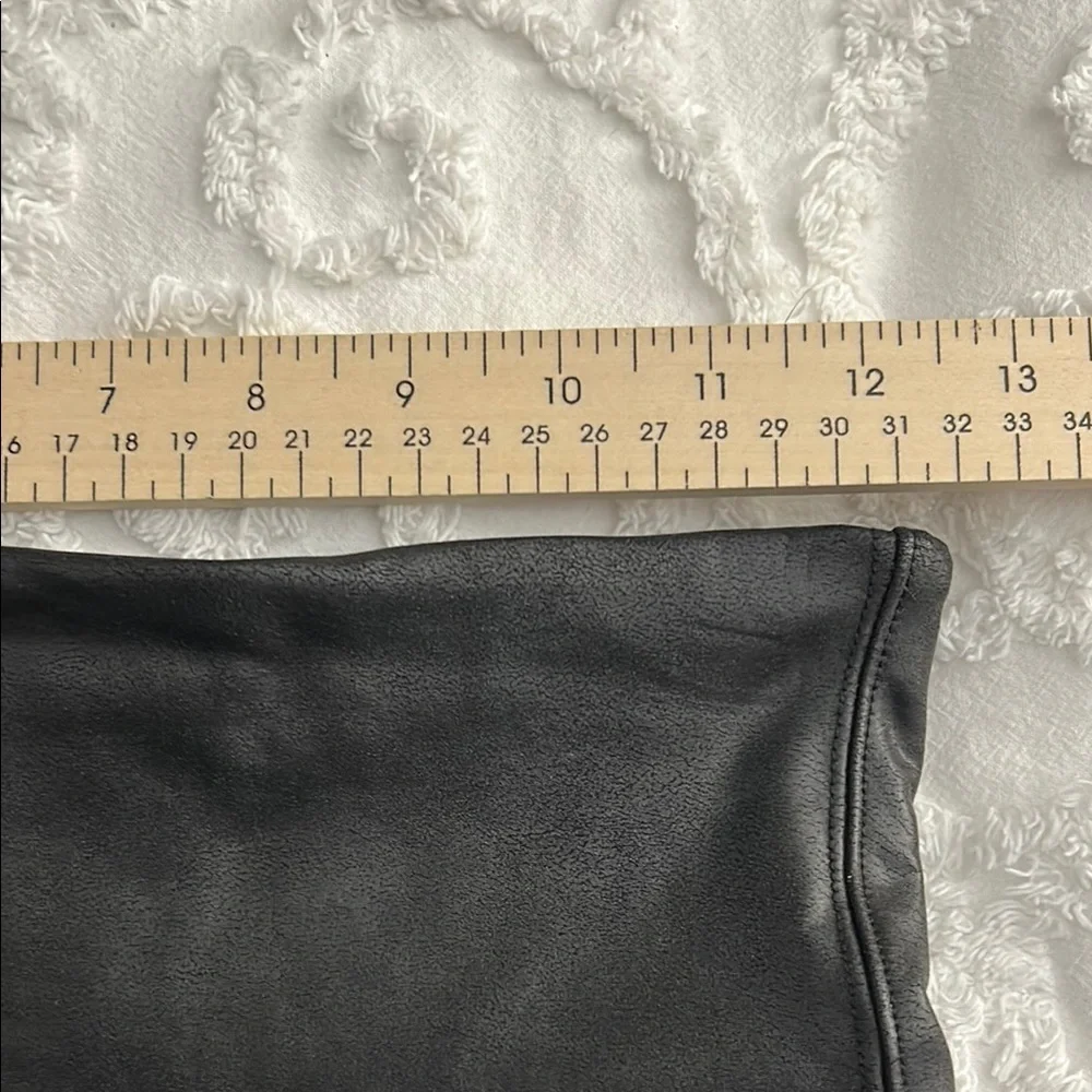 NWT Spanx black leather faux leggings, women’s size medium.